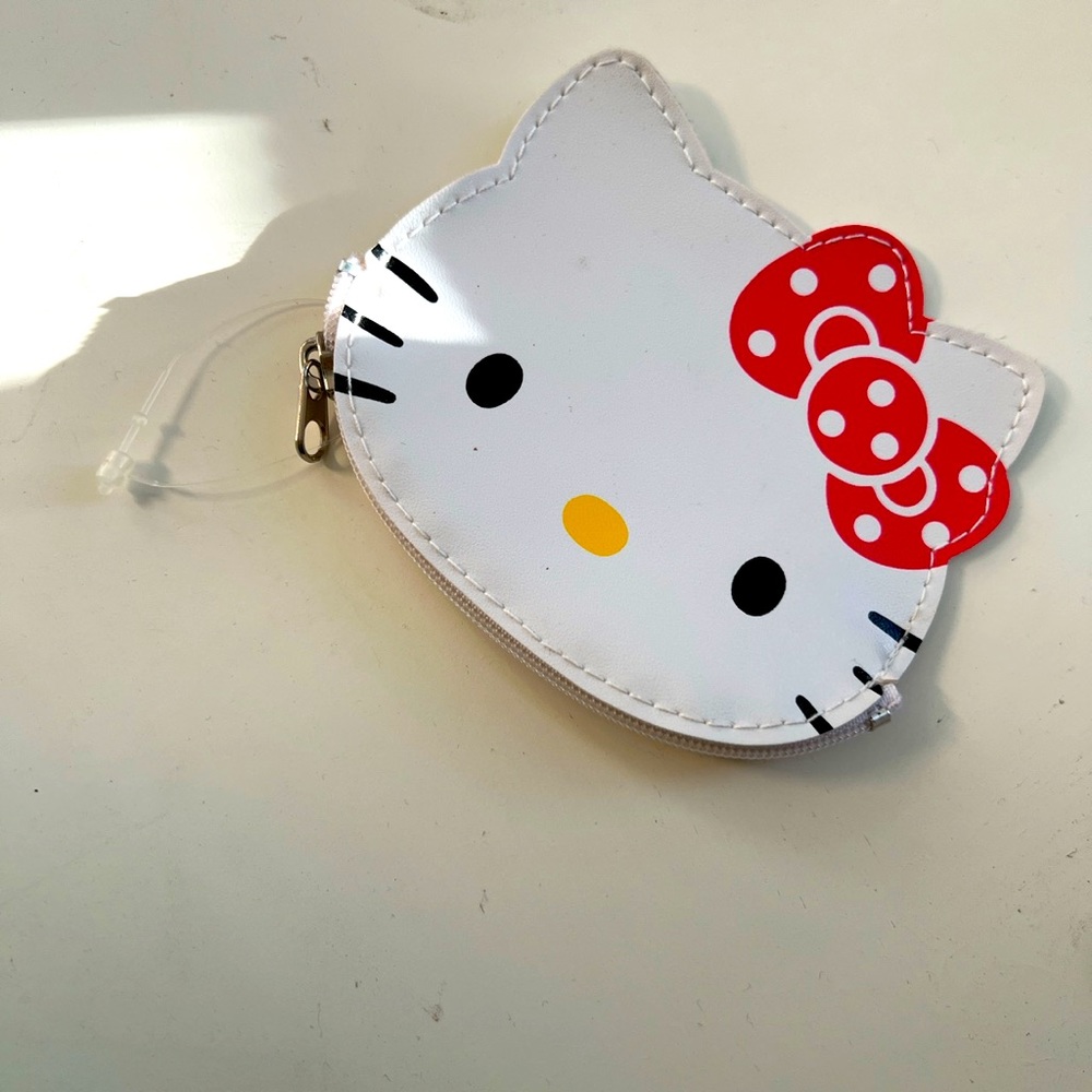 NEW Vintage Hello Kitty Coin Purse